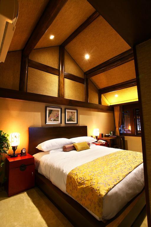 Renli Hotel Чънду Стая снимка