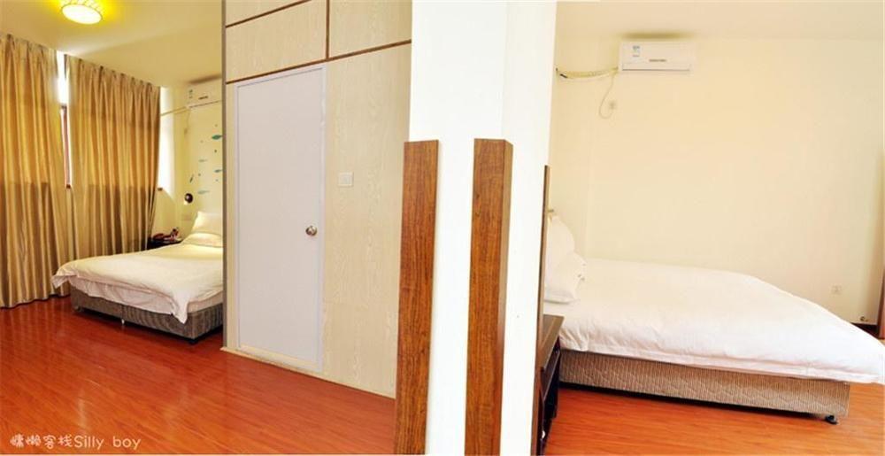 Renli Hotel Чънду Екстериор снимка