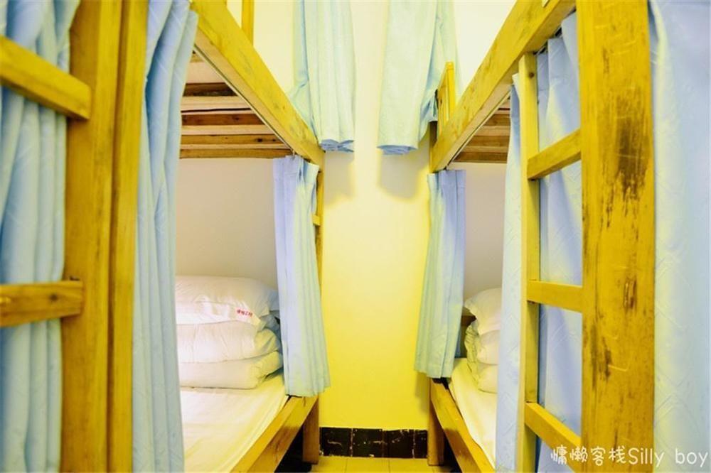Renli Hotel Чънду Екстериор снимка
