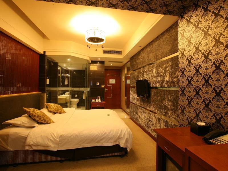Renli Hotel Чънду Екстериор снимка